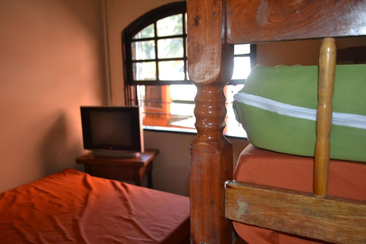 0001.09 - Maranduba - Chale Terreo - 1 Dormitorio - 6 Pessoas - 2 Quadras Do Mar - Piscina - Wi-Fi Убатуба Екстериор снимка